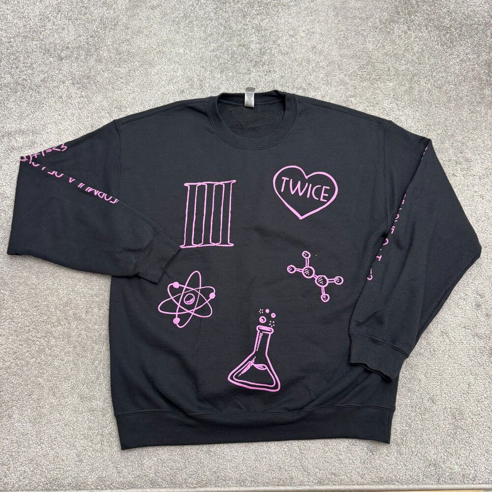 Gildan TWICE 4th World Tour III Formula Of Love Graphic Sweatshirt Mens L Black